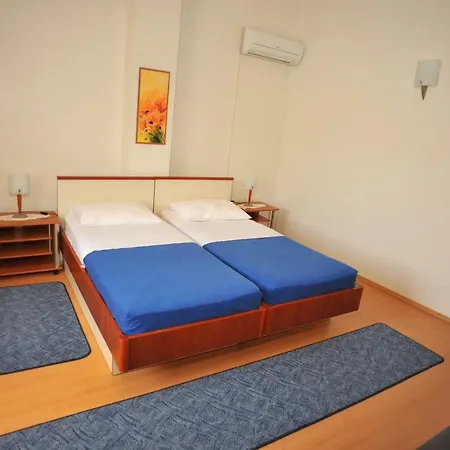 Apartment 16846c
