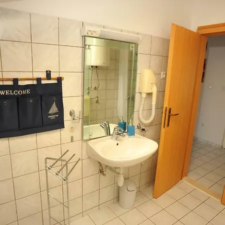 16846c Apartment